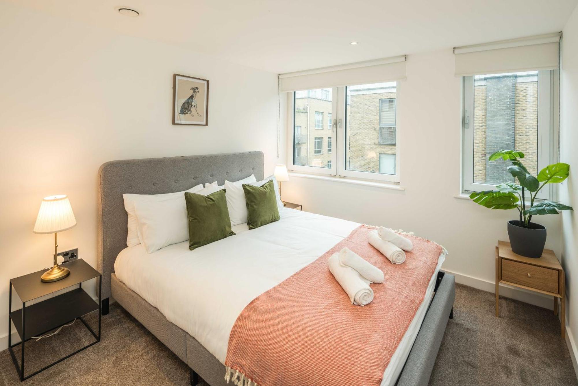 Shoreditch By Sleepy *